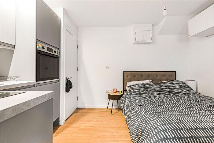 1 Bedroom Studio To Rent In The Flat, Mill Street, Eynsham, Witney, OX29