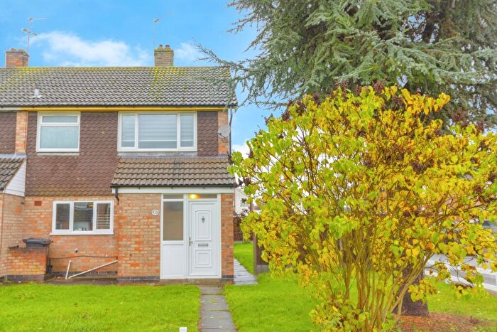 3 Bedroom Semi Detached House For Sale In Borrowdale Way, Leicester, Leicestershire, LE5
