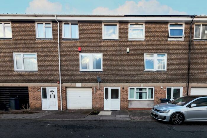 5 Bedroom Terraced House To Rent In Metchley Drive, B17