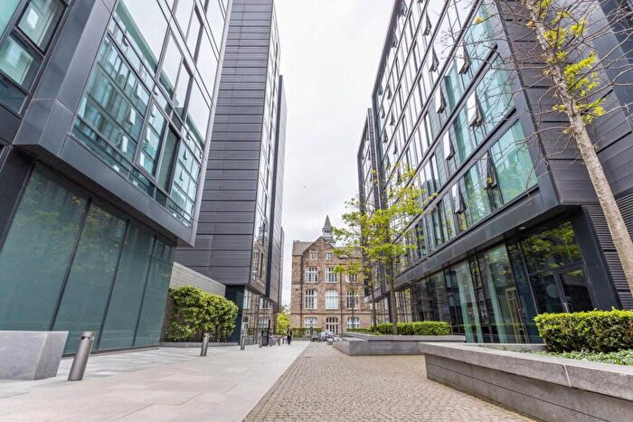 1 Bedroom Flat For Sale In Simpson Loan, Quarter Mile, Edinburgh, EH3