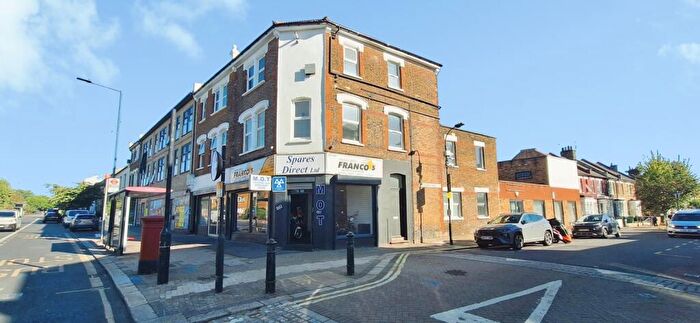 Studio To Rent In Harrow Road, London, NW10