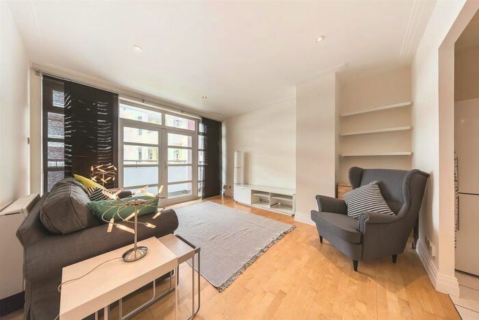 2 Bedroom Flat To Rent In Drayton Park, Highbury, N5