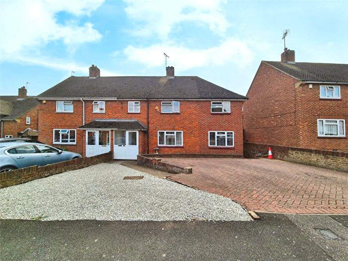 5 Bedroom Semi-Detached House For Sale In Hughes Drive, Wainscott, Rochester, Kent, ME2