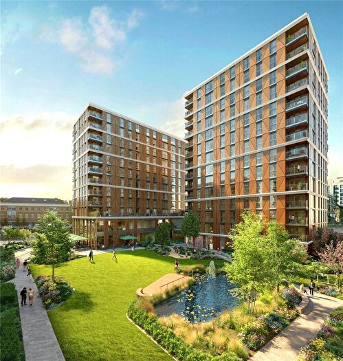 2 Bedroom Flat For Sale In Eden Grove, Staines Upon Thames, TW18