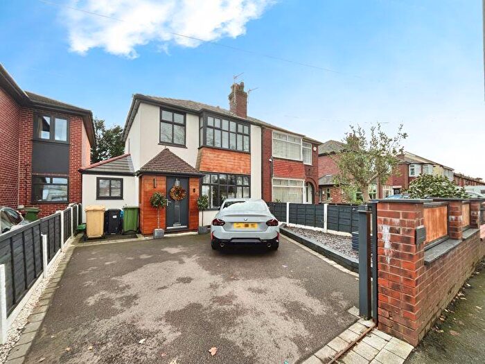 3 Bedroom Semi Detached House For Sale In Springfield Road, Kearsley, BL4