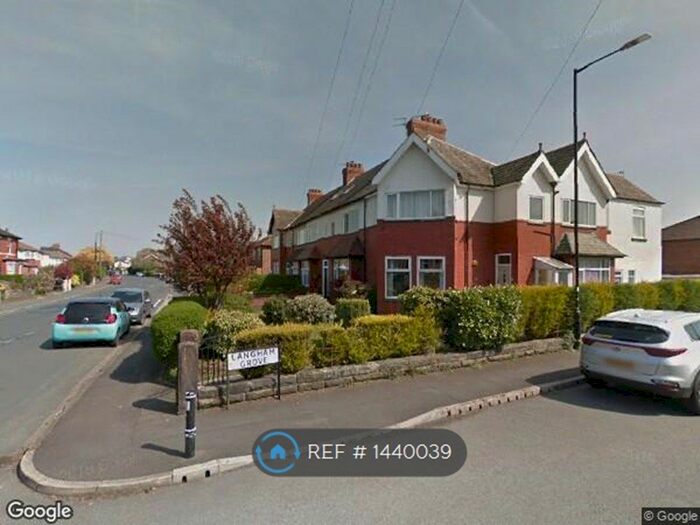 2 Bedroom Flat To Rent In Heyes Lane, Timperley, Altrincham, WA15