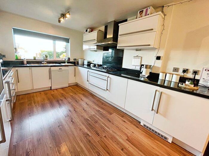 4 Bedroom Detached House For Sale In Chatton Close, Bury, BL8