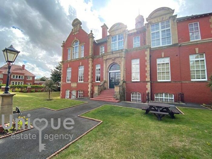 1 Bedroom Flat For Sale In College Court, Clifton Drive South, Lytham St. Annes, Lancashire, FY8