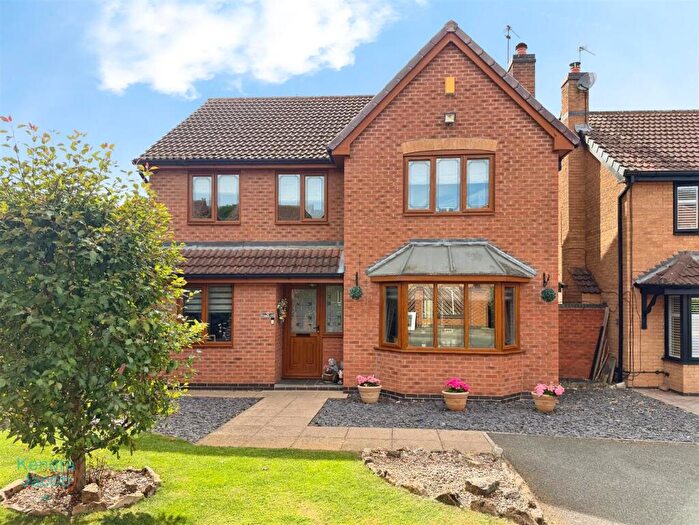 4 Bedroom Detached House For Sale In Morton Grove, Worksop, S81