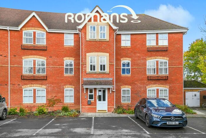 2 Bedroom Flat To Rent In Bevan Gate, Bracknell, RG42