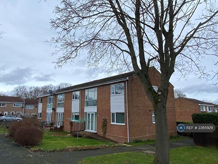 2 Bedroom Flat To Rent In Fern Valley, Crook, DL15