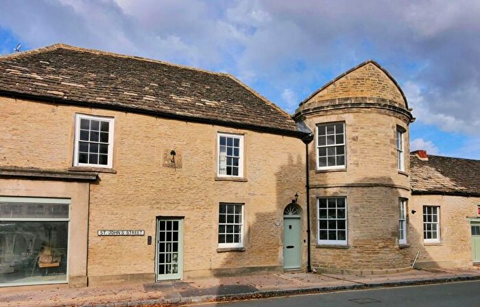 1 Bedroom Flat To Rent In St. Johns Street, Lechlade, GL7