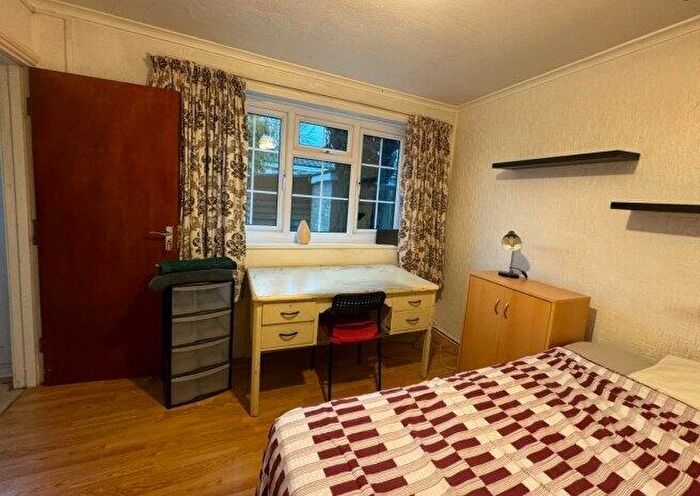 4 Bedroom Flat To Rent In Leahurst Crescent, B17