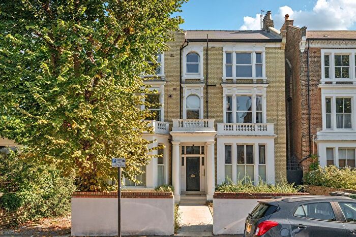 1 Bedroom Flat For Sale In The Chase, London, SW4