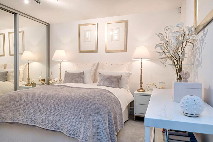 1 Bedroom Apartment For Sale In King Edward Vii Apartments, Midhurst, West Sussex, GU29