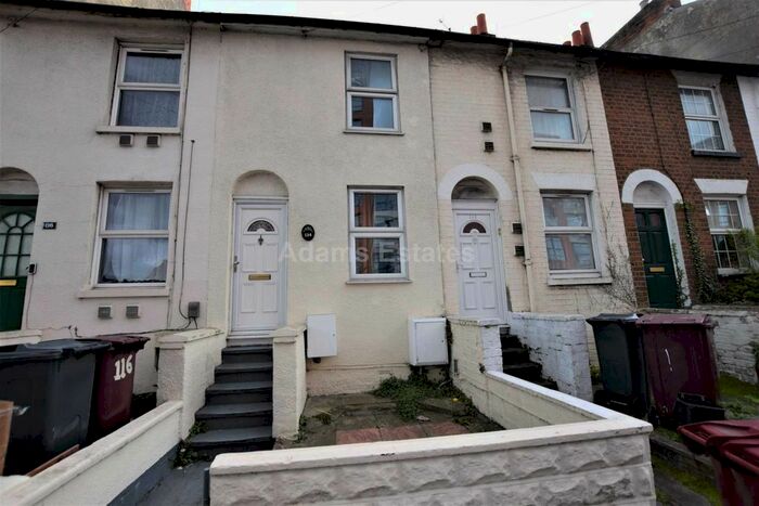 3 Bedroom Terraced House To Rent In Queens Road, Reading, RG1