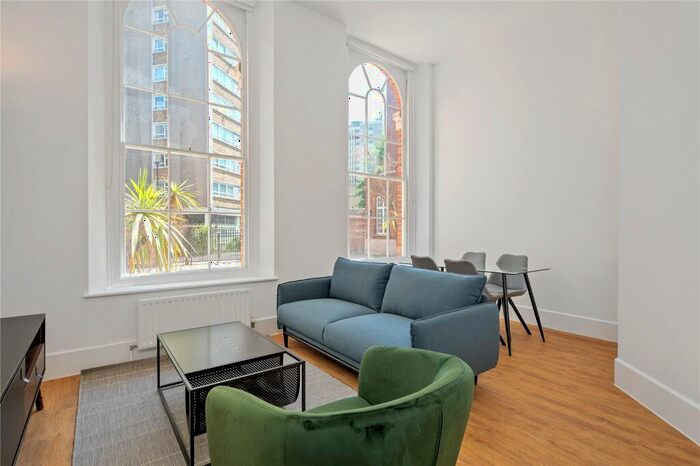 2 Bedroom Apartment To Rent In St Mark's Apartments, City Road, London, EC1V