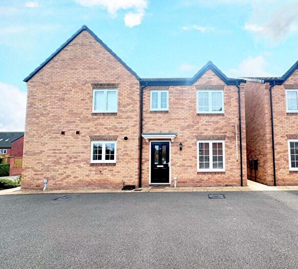 3 Bedroom House To Rent In Insall Way, Auckley, Doncaster, DN9