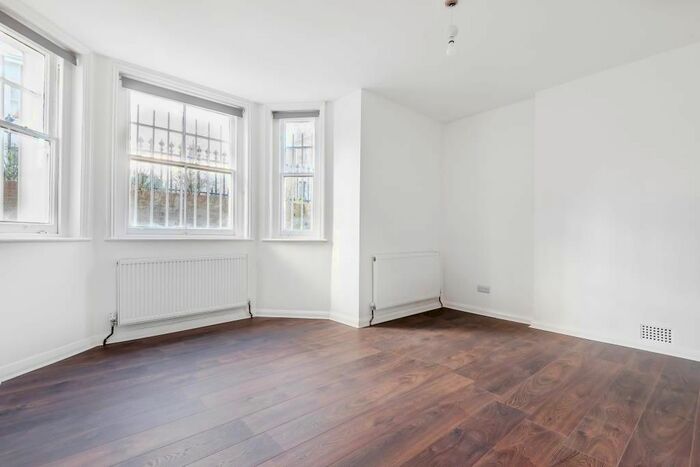 2 Bedroom Flat To Rent In Ladbroke Grove, Notting Hill, W11