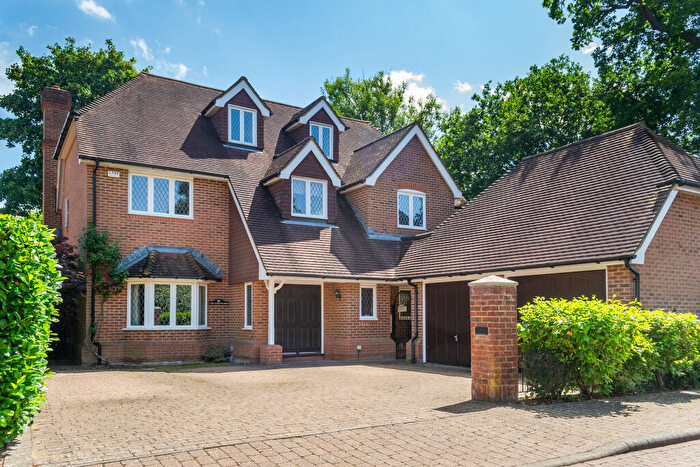 6 Bedroom Detached House For Sale In Miller Place, Gerrards Cross, SL9
