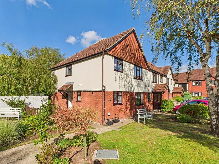 2 Bedroom Flat For Sale In Church Road, Churchdown, GL3