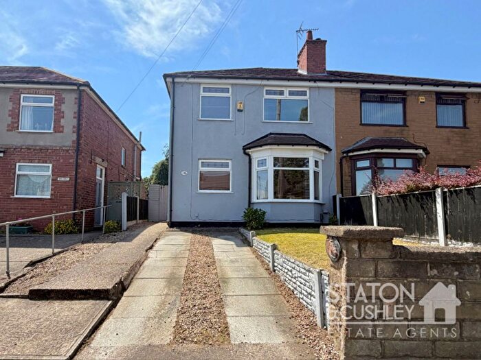 3 Bedroom Semi-Detached House For Sale In Catherine Avenue, Mansfield Woodhouse, NG19