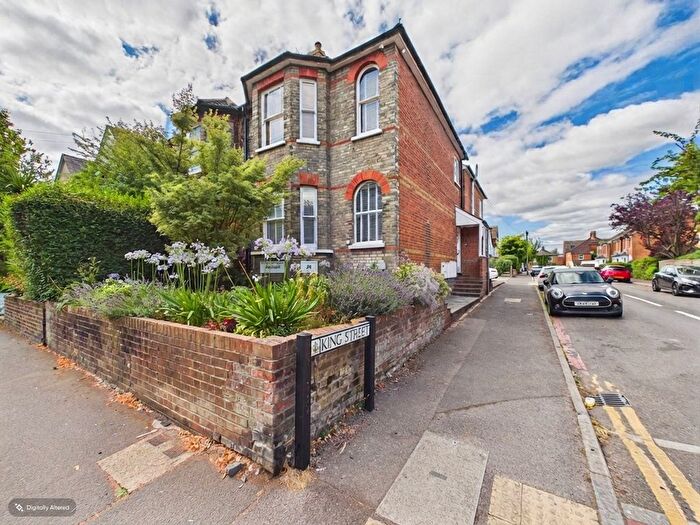 1 Bedroom Flat To Rent In Eastworth Road, Chertsey, Surrey, KT16