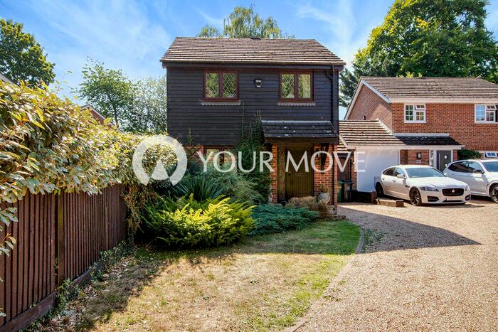 3 Bedroom Detached House To Rent In Leybourne Close, Walderslade, Chatham, Kent, ME5