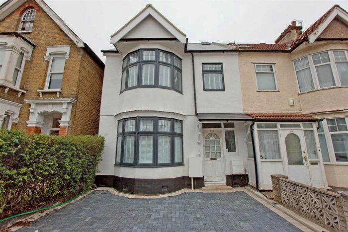 4 Bedroom Property To Rent In Coventry Road, Ilford IG1