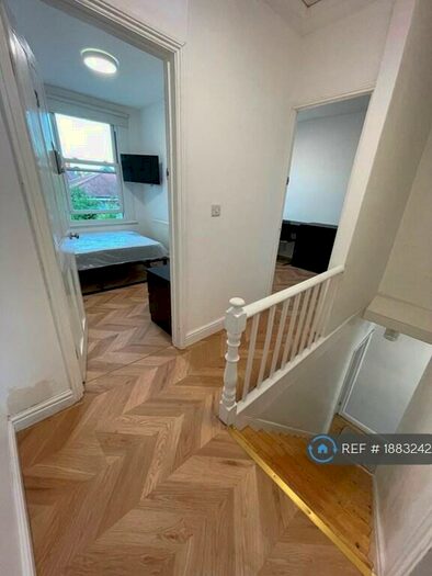 4 Bedroom End Of Terrace House To Rent In Bellevue Park, Bristol, BS4