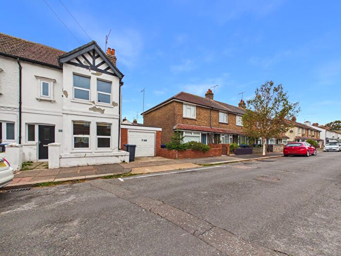 2 Bedroom End Of Terrace House To Rent In St. Anselms Road, Worthing, BN14