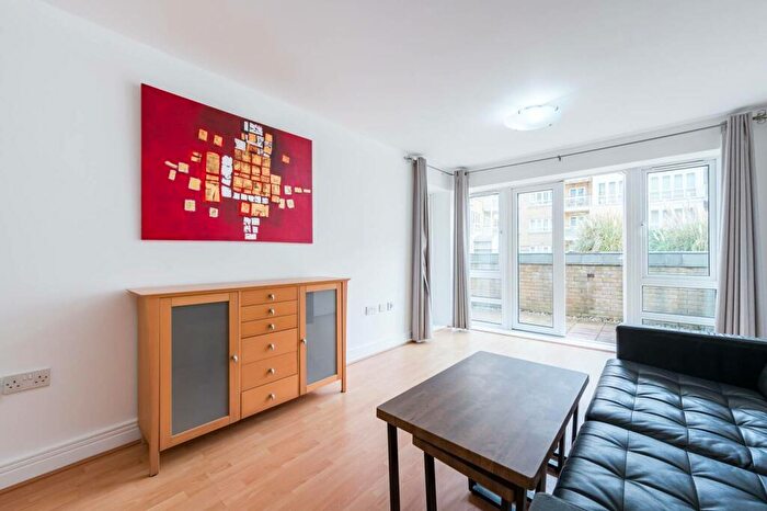 1 Bedroom Apartment To Rent In Saint Davids Square, London, E14