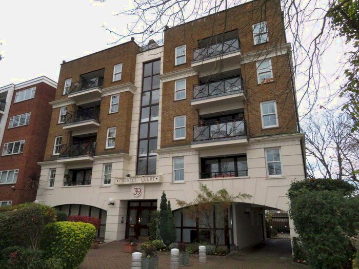 2 Bedroom Flat To Rent In Orestes Court, London, E18