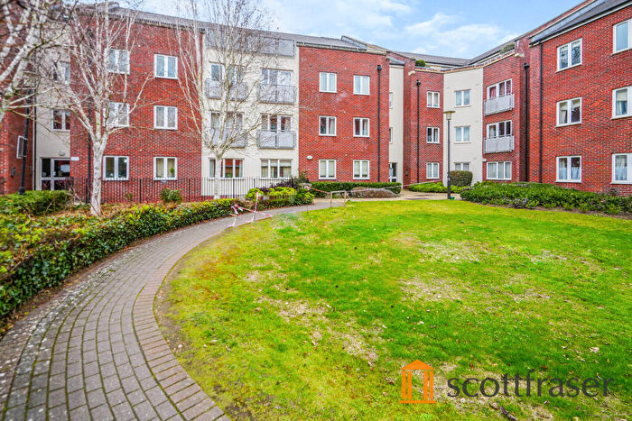 2 Bedroom Flat To Rent In Beech Road, Headington, OX3