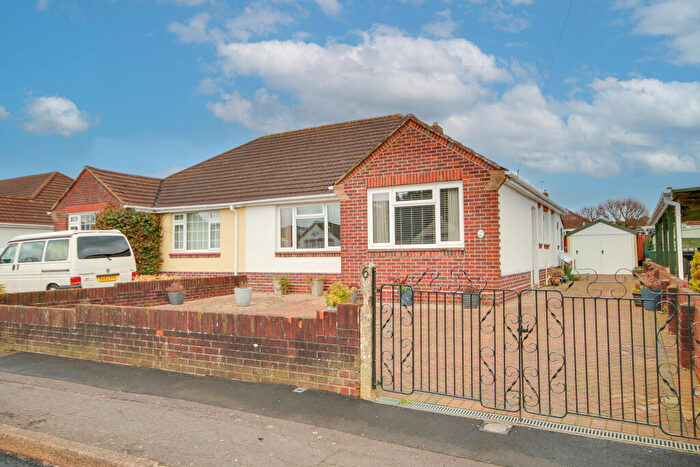 2 Bedroom Semi-Detached Bungalow For Sale In Sholing! No Chain! Garage! Two Double Bedrooms! Neat Garden!, SO19
