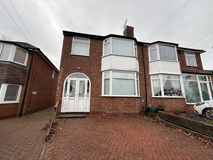 4 Bedroom Semi-Detached House To Rent In Coppice View Road, Sutton Coldfield, B73
