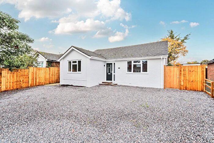 3 Bedroom Detached Bungalow For Sale In Catherington Lane, Catherington, PO8