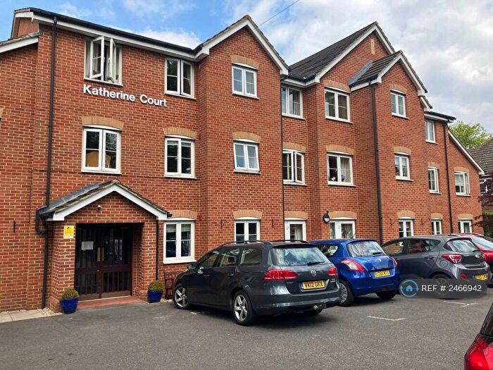 2 Bedroom Flat To Rent In Upper Gordon Road, Camberley, GU15