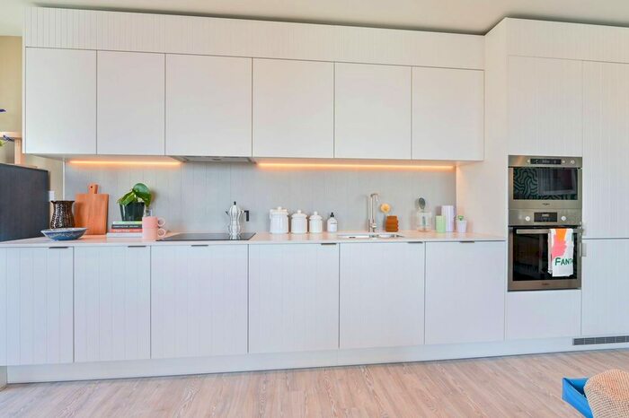 2 Bedroom Flat To Rent In Coppermaker Square, Stratford, London, E20