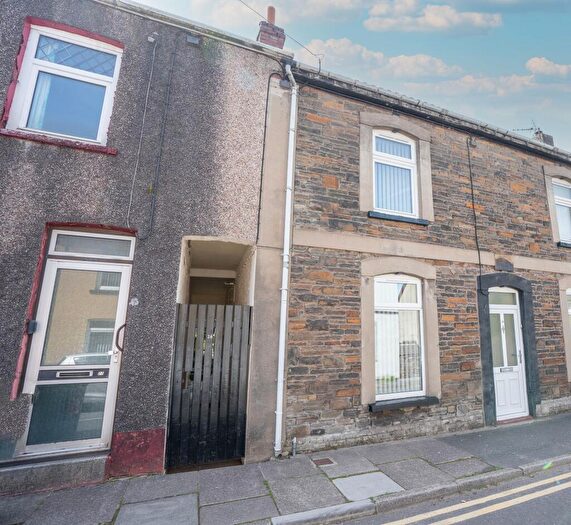 2 Bedroom Terraced House For Sale In Broad Street, Griffithstown, NP4