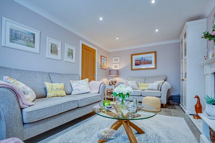 4 Bedroom Detached House For Sale In Cotterhill Close, Worksop, S81