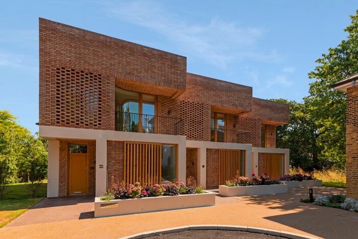 4 Bedroom Town House To Rent In Sydenham Hill, London, SE26