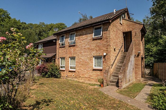 1 Bedroom Flat For Sale In Ashenden Walk, Tunbridge Wells, TN2