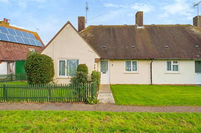 2 Bedroom Semi-Detached Bungalow For Sale In Mountwood Road, Selsey, PO20