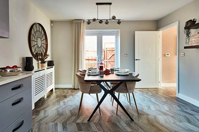 4 Bedroom Detached House For Sale In Halstead Road, Kirby Cross, CO13