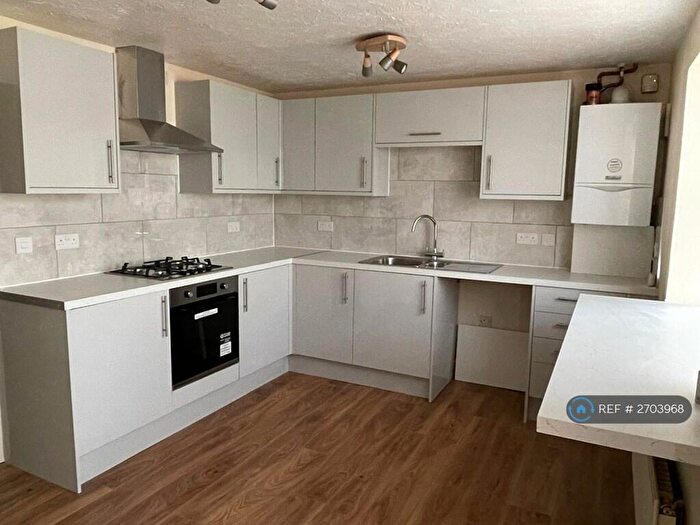 4 Bedroom End Of Terrace House To Rent In Kildrummy Close, Chellaston, Derby, DE73