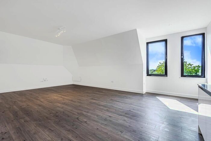 1 Bedroom Flat To Rent In Bracknell, Berkshire RG12