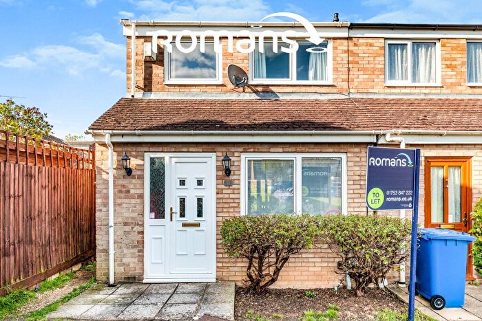 3 Bedroom House To Rent In Ash Lane, Windsor, SL4