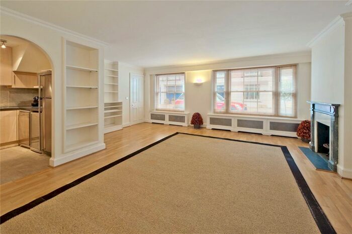 2 Bedroom House To Rent In Redcliffe Mews, London, SW10