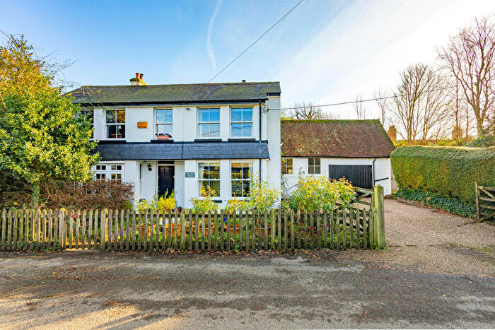 4 Bedroom Detached House For Sale In Wootton Lane, Canterbury, CT4
